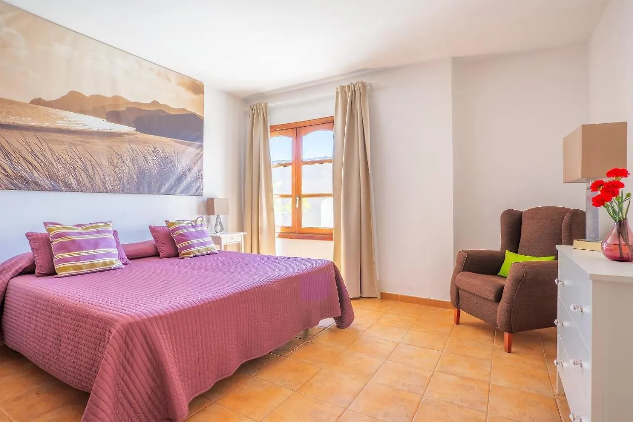 Villa Jupe Tias 0*,  Spain